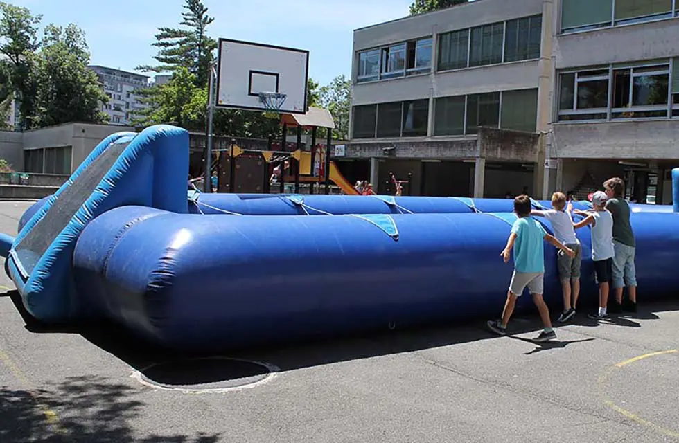 Jeu gonflable terrain foot location anniversaire, fête et événement Catcha!